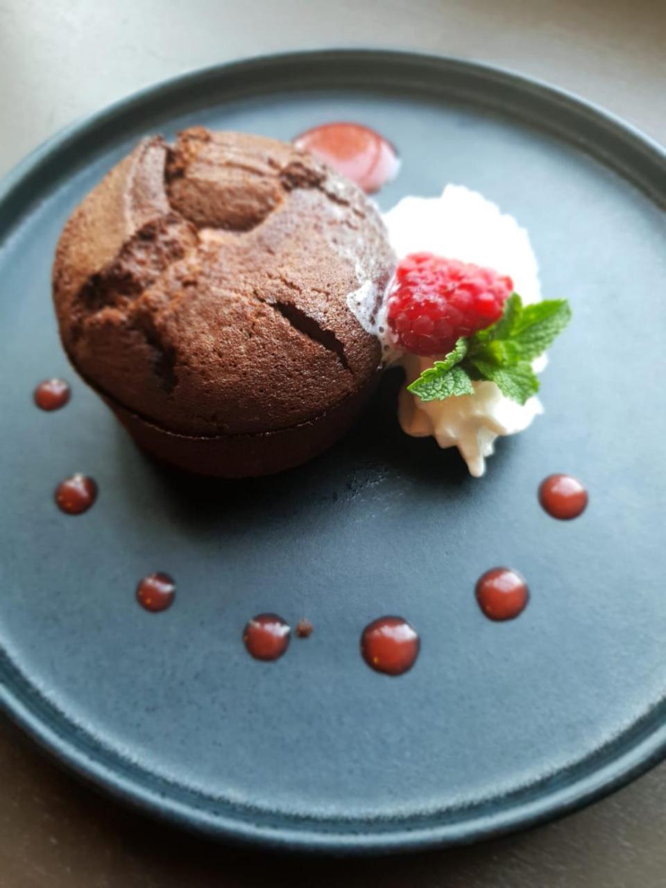 Hotel De La Gare - Restaurant Bistro Quai La Roche-sur-Yon Zewnętrze zdjęcie